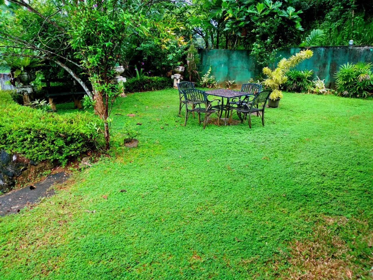 Salmanel Resort Ratnapura Exterior photo